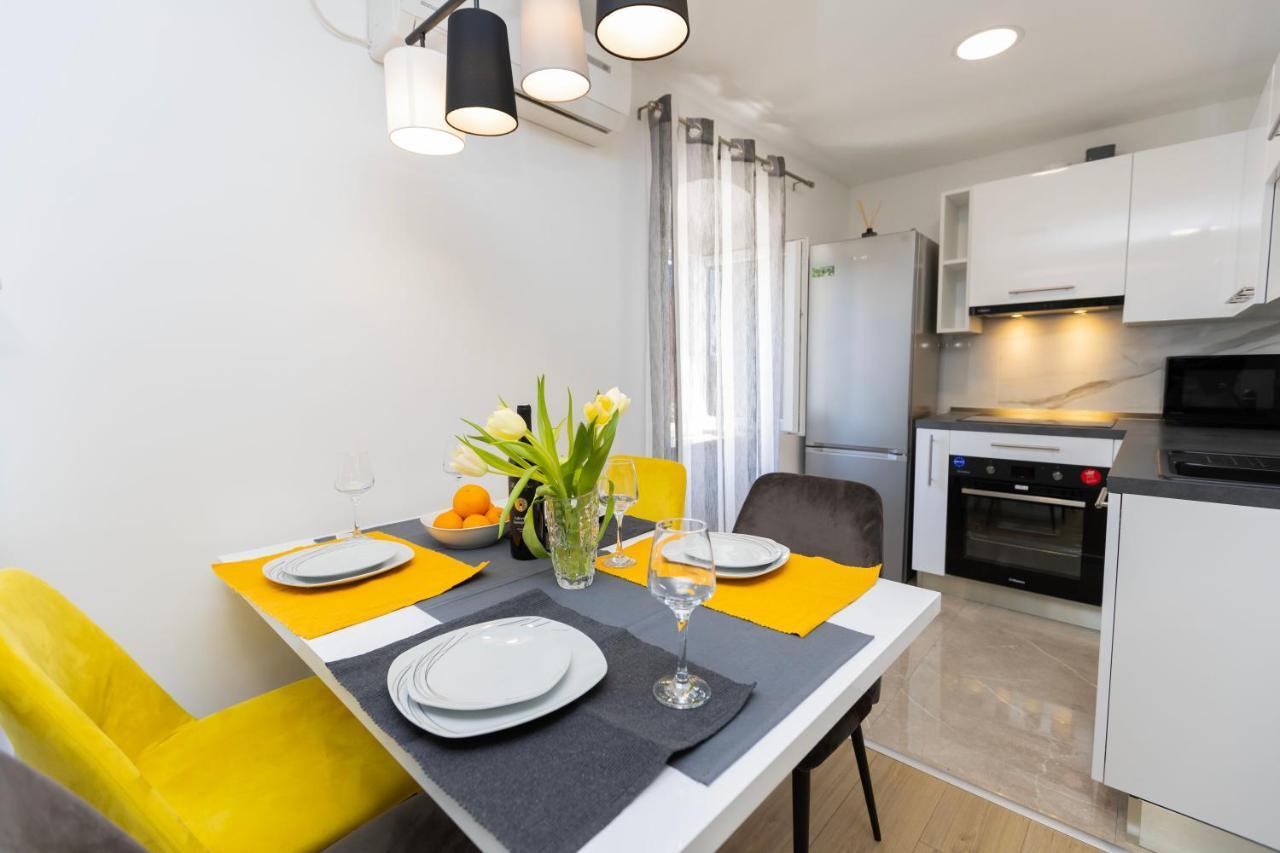Modern Cozy Apartment Bonnie In Center Of Split. Exterior photo